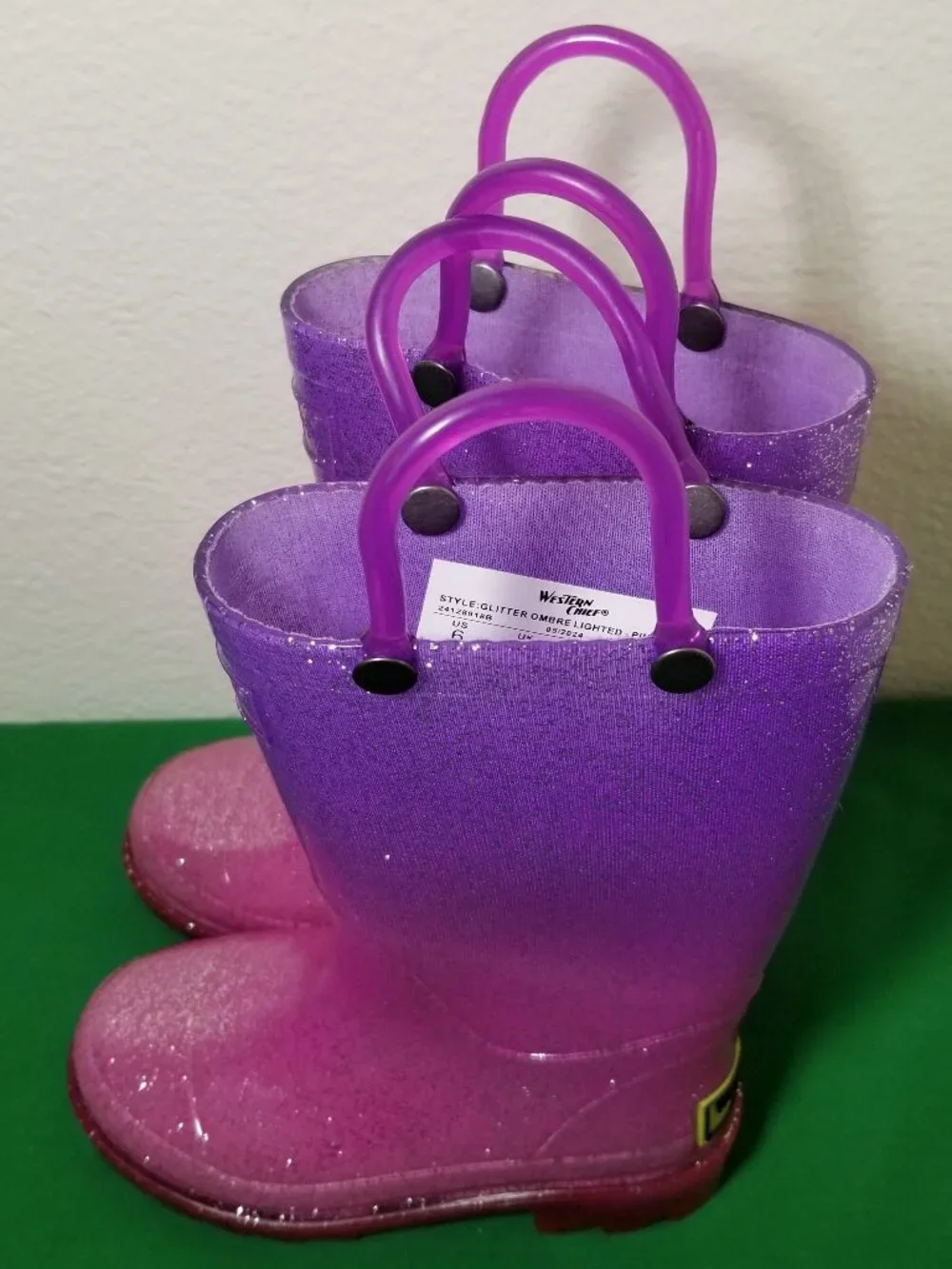 Western Chief Rain Boots Pink Glitter Waterproof Light Activated Heel Size 6